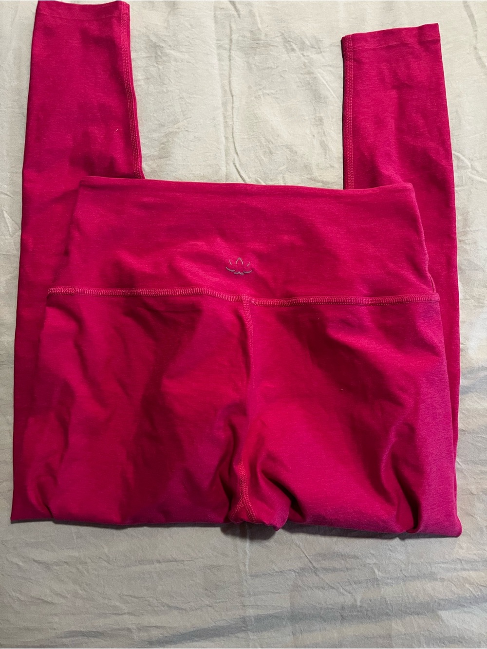 Beyond Yoga vivid pink Active Leggings